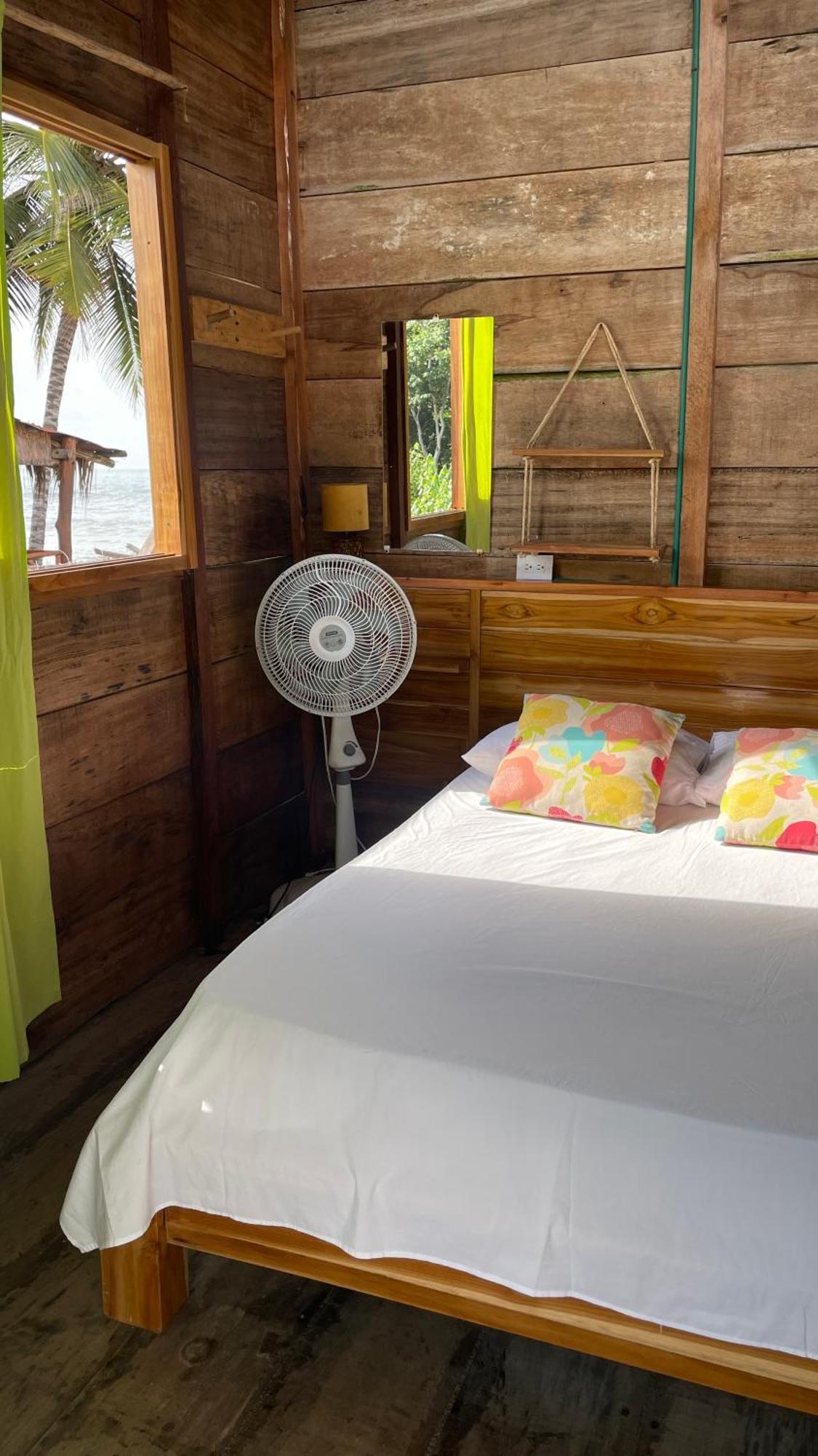 Hostal Velero Relax Guachaca Exterior photo